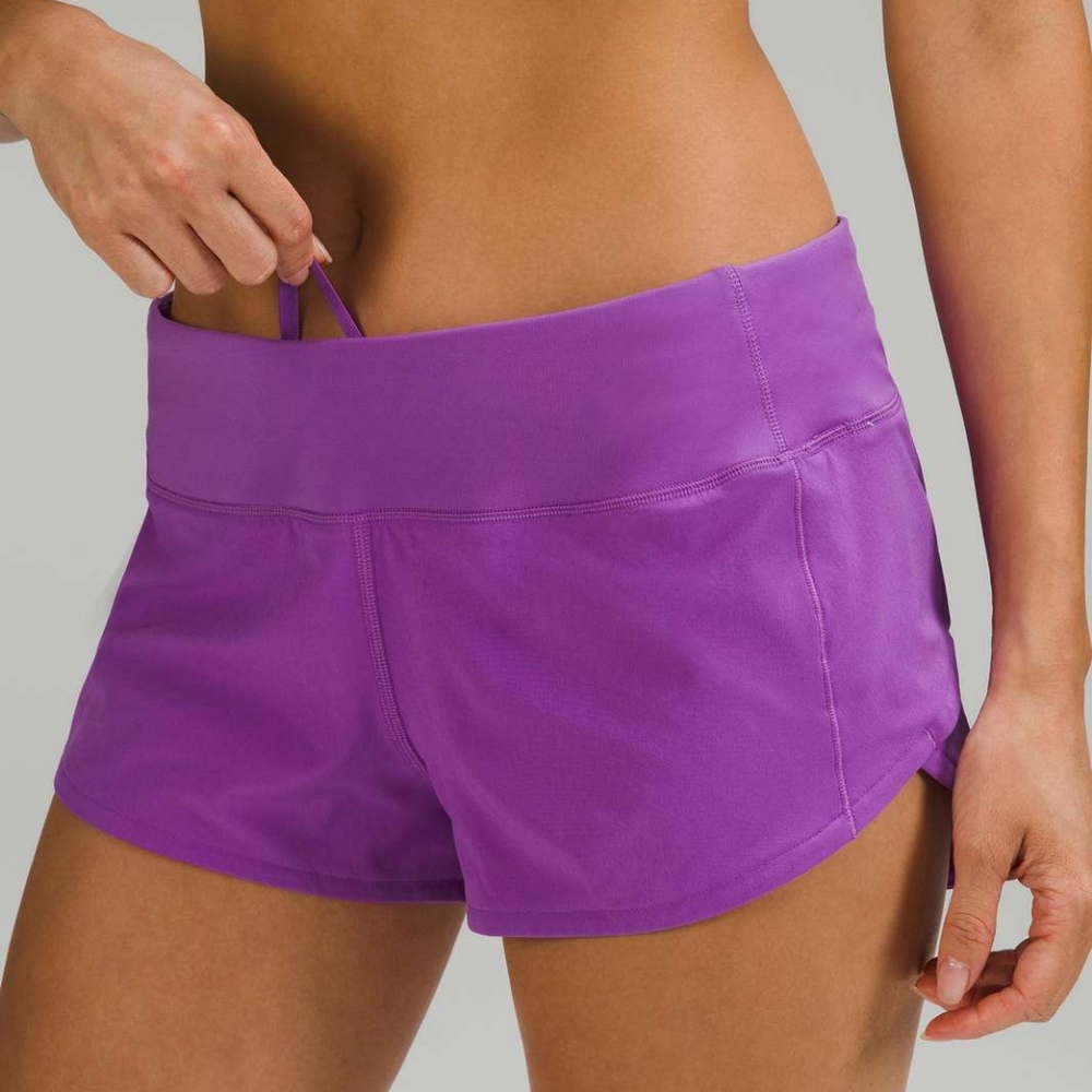 EUC Lululemon Athletica Sz 4 Speed Up Low Rise Lined Moonlit Magenta 2.5" Shorts
